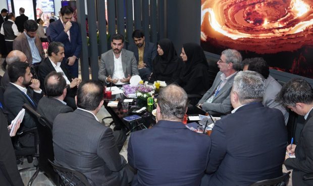 تاکید احمدنیا رئیس اطلاع رسانی شورای اطلاع رسانی دولت بر تقویت ساختار روابط عمومی ها