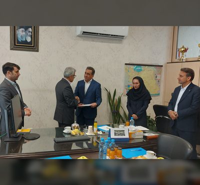 معارفه رئیس منطقه شرق ایران بانک اقتصادنوین معارفه رئیس منطقه شرق ایران بانک اقتصادنوین