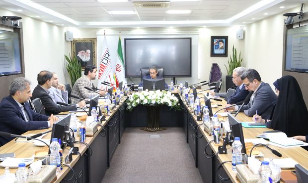 صندوق بیمه معدنی، تنوع در تامین منابع مالی را اولویت قرار دهد صندوق بیمه معدنی، تنوع در تامین منابع مالی را اولویت قرار دهد