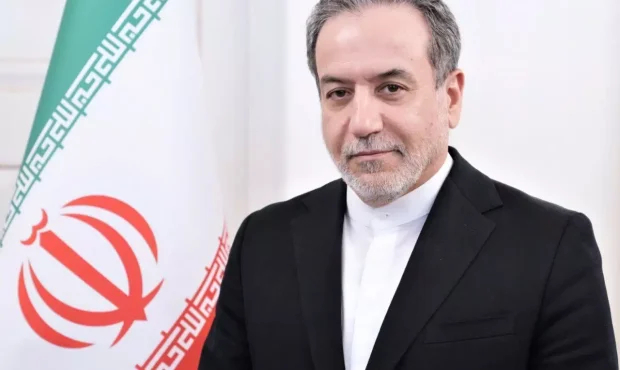 عراقچی: رضایتمندی خبرگان رهبری از عملکرد وزارت خارجه، سرمایه ما است عراقچی: رضایتمندی خبرگان رهبری از عملکرد وزارت خارجه، سرمایه ما است