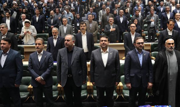 حضور مدیرعامل بانک ملی ایران در سیودومین همایش سالانه سیاستهای پولی و ارزی حضور مدیرعامل بانک ملی ایران در سیودومین همایش سالانه سیاستهای پولی و ارزی