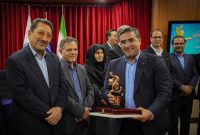 وزیر صنعت: ۵۸ مرکز تجاری در خارج از کشور تاسیس کردیم وزیر صنعت: ۵۸ مرکز تجاری در خارج از کشور تاسیس کردیم