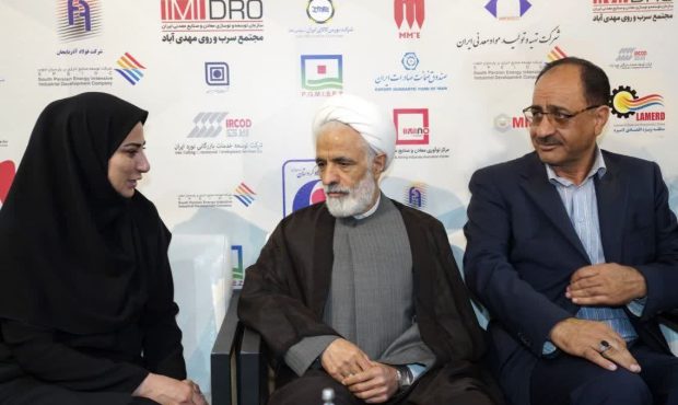 حضور حجتالاسلام والمسلمین مجید انصاری، معاون حقوقی رئیس جمهور در غرفه ایمیدرو حضور حجتالاسلام والمسلمین مجید انصاری، معاون حقوقی رئیس جمهور در غرفه ایمیدرو