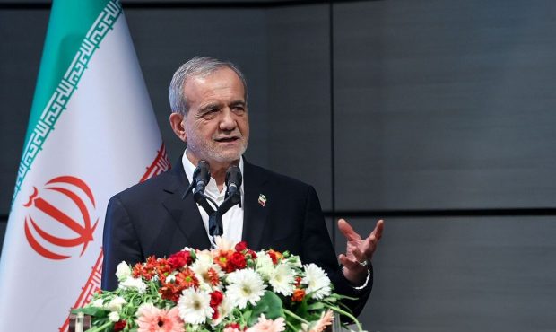 پزشکیان: رقابت برای حل مشکلات و چالشهای کشور باشد پزشکیان: رقابت برای حل مشکلات و چالشهای کشور باشد