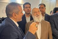 بازدید دکتر مهدی چمران، رئیس شورای اسلامی شهر تهران، از غرفه موسسه اعتباری ملل، در نمایشگاه بین‌المللی مشهد