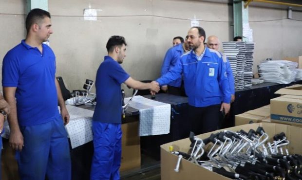 آمادهسازی شبکه خدمات پسازفروش ایرانخودرو برای سفرهای تابستانه آمادهسازی شبکه خدمات پسازفروش ایرانخودرو برای سفرهای تابستانه