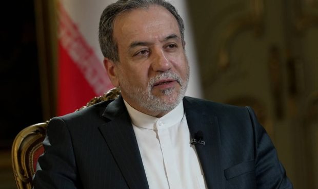 عراقچی:پیشنهاد آمریکا دارای ابهامات زیادی است عراقچی:پیشنهاد آمریکا دارای ابهامات زیادی است