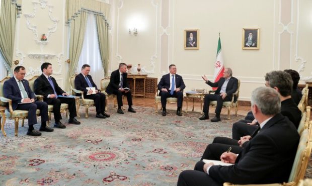 پزشکیان:فعالیتهای هستهای جمهوری اسلامی ایران کاملاً شفاف است/هرگز زورگویی و قلدری را نخواهیم پذیرفت پزشکیان:فعالیتهای هستهای جمهوری اسلامی ایران کاملاً شفاف است/هرگز زورگویی و قلدری را نخواهیم پذیرفت
