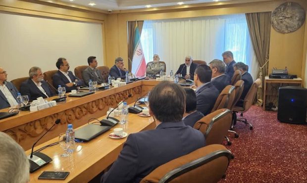 در مدیریت بحران، ایمان، ایستادگی و اخلاق راهبرد ماست در مدیریت بحران، ایمان، ایستادگی و اخلاق راهبرد ماست