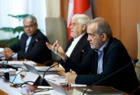 دستور پزشکیان برای تسهیل و رفع مشکلات سرمایه‌گذاران و تولیدکنندگان برق