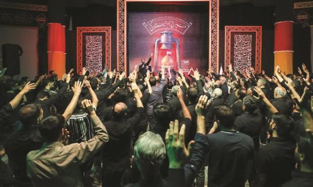 بزرگ‌ترین اجتماع سالانه خانوادگی گروه فولاد مباركه در مراسم سوگواری امام حسین (علیه‌السلام)