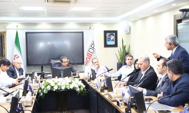 تاکید آقاجانلو بر تشکیل کارگروه رفع چالش های ارزی و صادراتی معدن و صنایع معدنی تاکید آقاجانلو بر تشکیل کارگروه رفع چالش های ارزی و صادراتی معدن و صنایع معدنی