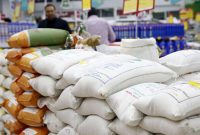 رئیس اتحادیه بنکداران مواد غذایی:کالاهای اساسی بهوفور در بازار موجود است/ روغن بهزودی انبوه توزیع میشود رئیس اتحادیه بنکداران مواد غذایی:کالاهای اساسی بهوفور در بازار موجود است/ روغن بهزودی انبوه توزیع میشود