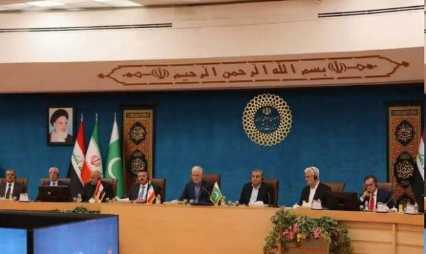 ایران، عراق و پاکستان بر همکاری در جهت تسهیل زیارت اربعین تاکید کردند ایران، عراق و پاکستان بر همکاری در جهت تسهیل زیارت اربعین تاکید کردند