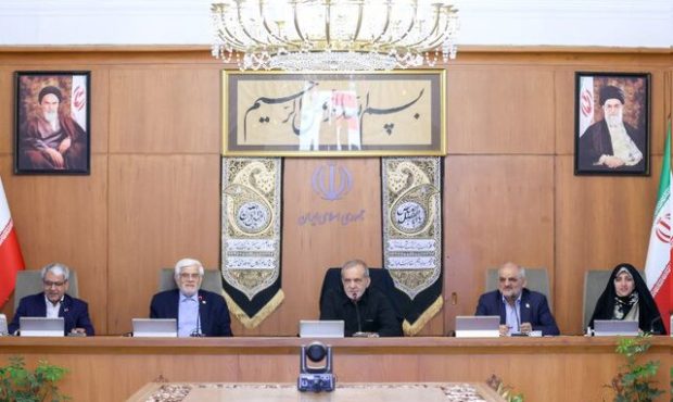 تاکید پزشکیان بر ضرورت آسیبشناسی و رفع اشکالات امنیتی آشکار شده در جنگ ۱۲ روزه تاکید پزشکیان بر ضرورت آسیبشناسی و رفع اشکالات امنیتی آشکار شده در جنگ ۱۲ روزه