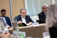 عراقچی: مذاکره مستقیم با آمریکا نداریم/ هرگز از توان موشکی خود دست نمی‌کشیم