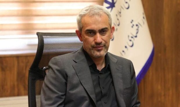 اولویت وزارت اقتصاد کاهش تصدی گری دولت است اولویت وزارت اقتصاد کاهش تصدی گری دولت است