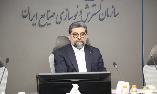 یام تبریک معاون وزیر صمت و رئیس هیأت عامل ایدرو به مناسبت روز صنعت و معدن